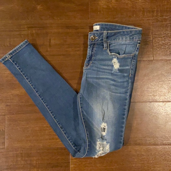 Bullhead Denim - Distressed Bullhead Jeans